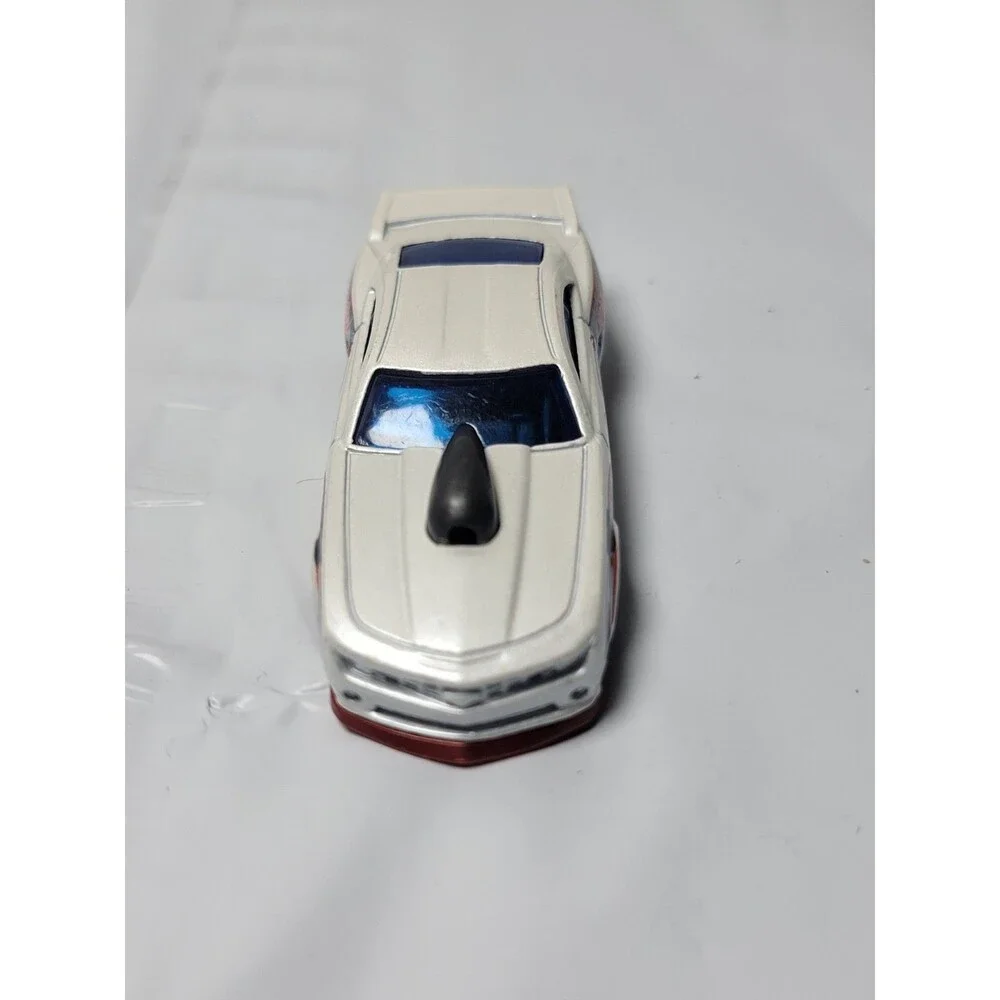 Hot Wheels ‘10 Pro Stock Camaro White Drag Racing Diecast Car Loose 1:64